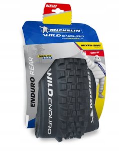 Opona rowerowa zwijana MTB enduro MICHELIN 27.5X2.40 (rozmiar ETRTO 61-584) WILD ENDURO (TPI 3X33) PREMIUM COMPETITION LINE tubeless ready Tył Sidewall BLACK 1