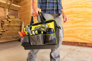 Tool bag RYOBI, 38 x 29 x 21 cm, 6 pockets inside 6