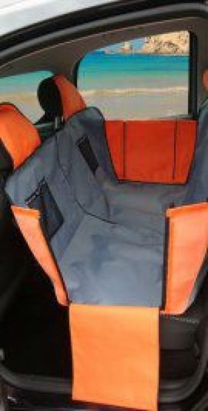 Kardiff Kardimata Active samochodowa na tylne fotele - mata z zamkiem i bokami średnia 133x157cm 1