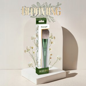 Donegal Pędzel do różu Blooming Bliss 6