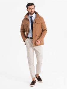 Lekka kurtka męska z kieszeniami i wysokim kołnierzem  brązowa V5 OM-JALP-0167 S 5