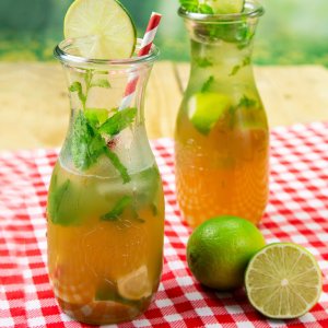 Weck Butelka butelka na sok 530 ml z pokrywą - op. 6 szt 2