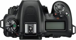 Lustrzanka Nikon D7500 + AF-S DX Nikkor 18-300 VR (VBA510K004) 4