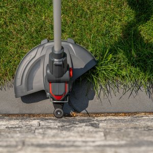 AL-KO GT 1825, String trimmer, 25 cm, Nylon line, D-loop handle, Black, Battery - SOLO 7