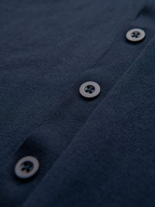 Dzianinowy monochromatyczny męski kardigan z wiskozą  granatowy V1 OM-SWCD-0126 M 7