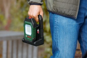 Bosch Taschenlampe Universal Light 18V-210 (06039A1300) 4