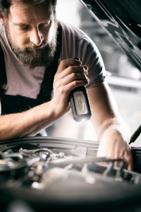 TORCH PORTABL 700LM 5700K IP54 IK07 USBC 6