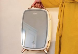 Lodówka kosmetyczna Bamba CoolingBeauty 6000 Mirror Cecotec Różowy 11