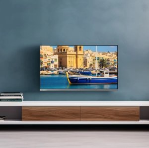 CHiQ L32FM9E TV 32", FHD, LED, metalická bezrámečková, Smart, Google TV, HDR, Chromecast 4