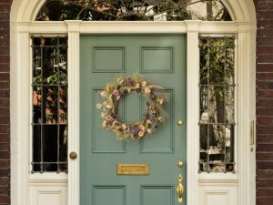 Dekoracja świąteczna Beliani Wieniec dekoracyjny CAMRUN Zielony 4 cm 4