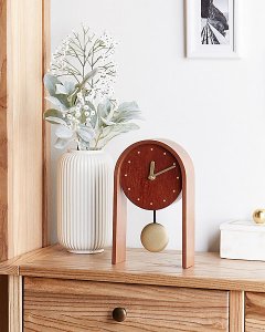 Beliani Zegar biurkowy FERDEN 15 cm Brązowy 3