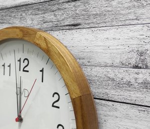 Zegar ścienny JVD NR22009.78 32 cm drewniany radiowy . 4