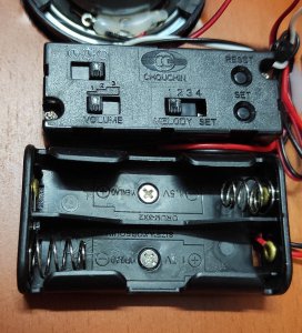 Zegar ścienny JVD NR24020.23 drewniany z kurantaki 68 cm . 8