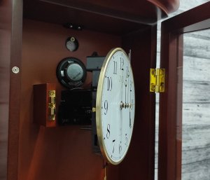 Zegar ścienny JVD NR24020.23 drewniany z kurantaki 68 cm . 9