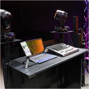 stanowisko DJ z podświetlaną tablicą DNA DJ BOOTH BK 3