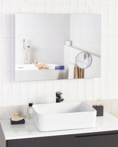 Lustro Beliani Lustro łazienkowe LED MONTARON 80 cm 60 cm Srebrny 4