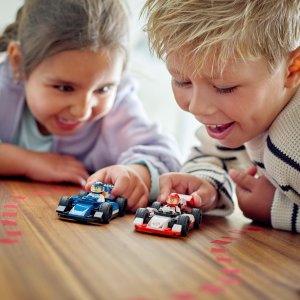 LEGO City F1® Bolidy Williams Racing i Haas F1® 4 szt. (60464) 2