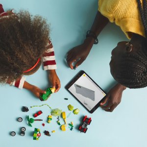 LEGO Marvel Pościg Spina za Electro w dinopojeździe 4 szt. (11198) 4