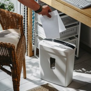 Niszczarka do dokumentów 122