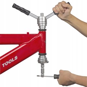 PRZYRZĄD SUPER-B DO MONTAŻU STERU 5