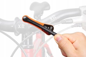 Klucz dynamometryczny Super-B Torque 3-10 Nm z zestawem bitów 2