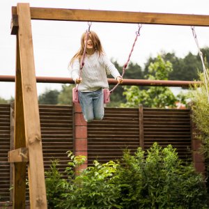 Huśtawka plastikowa - różowa 25445 12