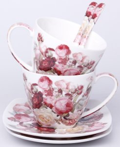 Gustowny komplet dwóch filiżanek z podstawkami w Kartoniku 2