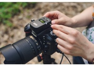 Pilot/wężyk spustowy Newell Pilot bezprzewodowy z interwałometrem do Nikon 11