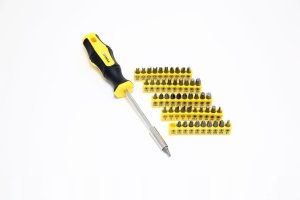 Zestaw śrubokrętów wkrętaków i bitów z magnesem 65el. 4