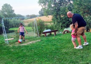 Metalowa bramka do piłki nożnej dla dzieci  215x152x61 cm 3