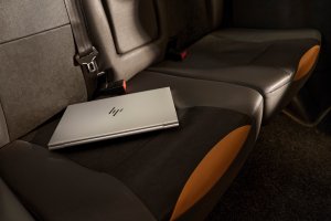 Biznesowy Laptop HP EliteBook 645 G11 / AQ8X0EC / Ryzen5 PRO 7535U / 64GB / SSD 2TB / Radeon /  WUXGA / Win 11 Pro / Srebrny 9