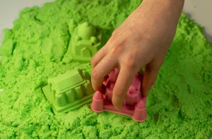 Piasek kinetyczny z foremkami 3 kg zielony 5