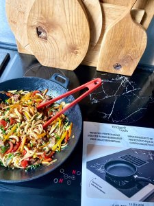 SILIKONOWA MATA PODKŁADKA OCHRONNA DO GOTOWANIA NA INDUKCJI 5 szt. 4