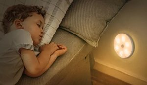 Lampka nocna z czujnikiem LED 1