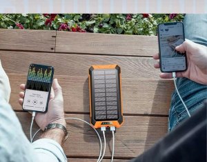 POWERBANK ŁADOWARKA PANEL SOLARNY INDUKCYJNY 30000mAh 7xUSB LATARKA 2x LED 13