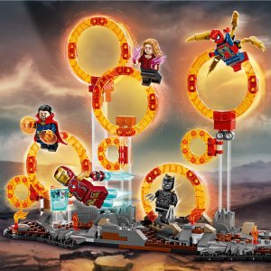 LEGO Marvel Avengers: Koniec gry — ostateczna bitwa (76323) 6