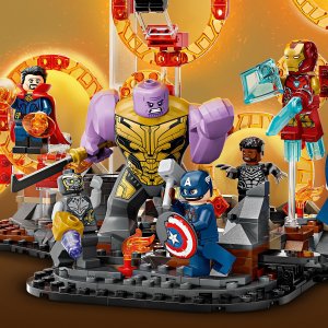 LEGO Marvel Avengers: Koniec gry — ostateczna bitwa (76323) 7