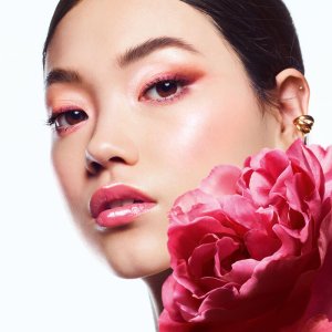 GUERLAIN_KissKiss Bee Glow Tinted Oil Balm koloryzujący balsam do ust 258 Rose Glow 9,5g 6