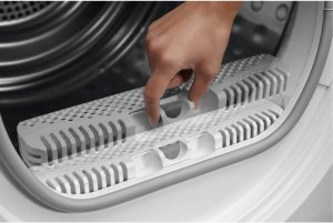 Suszarka do ubrań AEG heat pump tumble dryer 8 kg TR9586CE 2