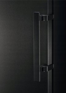 Special offer! Electrolux freestanding No Frost freezer E 186 cm LUS7ME28B 5