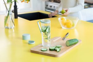 BRABANTIA Make &amp; Take water bottle with strainer jade green 202445 6