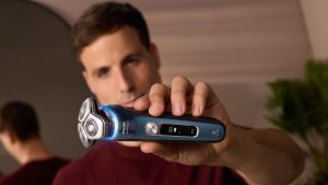 New! PHILIPS i9000 Prestige Ultra Wet/Dry Electric Shaver (Rechargeable) Mystic Aqua XP9201/33 5