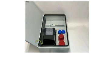 IP54 Metalowa rozdzielnica ścienna CEE 32A 16A 2x230V z bezpiecznikami HAGER FI / Licznik energii RB4 1