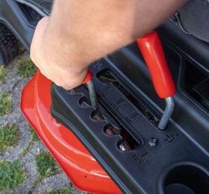 Traktor ogrodowy Scheppach MR230-61 3