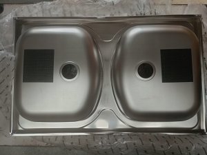 Zlewozmywak dwukomorowy stalowy 80x50 + otwór na baterię + syfon + bateria 6