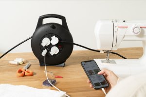 Brennenstuhl 1093900600 rozgałęziacz 10 m 3 x gniazdo sieciowe Wewnętrzna Czarny 8