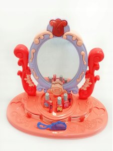 Toaletka dla dziewczynki szufladki lustro butelki 10