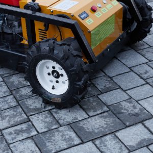 Kosiarka Zdalnie Sterowana Prato 550 Hybryda Spalinowa Pilot RC 50cm Loncin 10