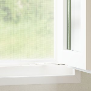 kratka przeciw owadom Biała 60x1000 cm z włókna szklanego 1