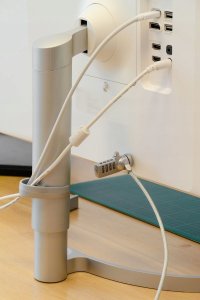 Blokada kablowa Q-CONNECT, do monitora/laptopa, na zamek szyfrowy, 1,8m, szara 2